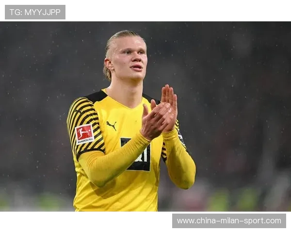 哈兰德被误传转会价码,媒体忙改稿 哈兰德被误传转会价码,媒体忙改稿